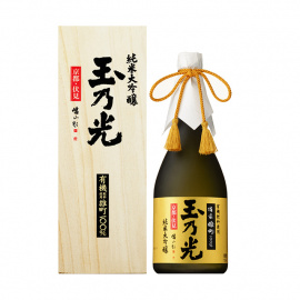 清酒　玉乃光　純米大吟醸　有機肥料使用備前雄町　７２０ｍｌ 商品詳細ページ