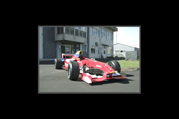 近藤 真彦氏が所有していた「フォーミュラー・ニッポンのレースカー」の写真