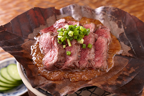 牛カルビのほう葉味噌焼き