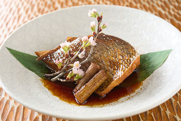 鯛の煮付け