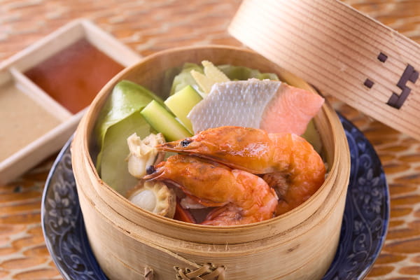 野菜と海鮮せいろ蒸し